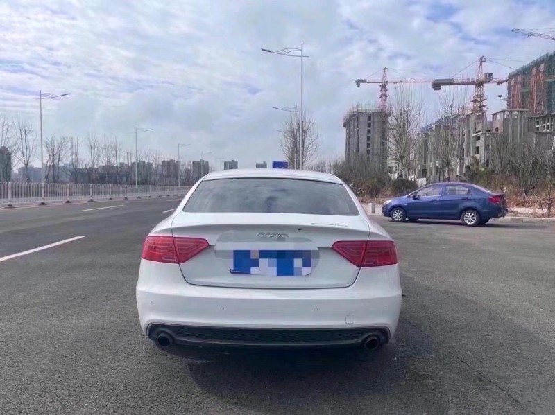 济南16年奥迪A54