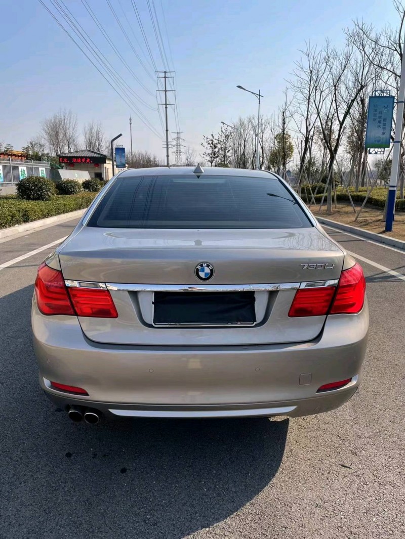 徐州12年宝马7系9