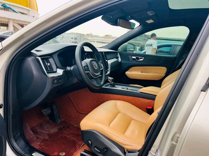 东莞19年沃尔沃XC606