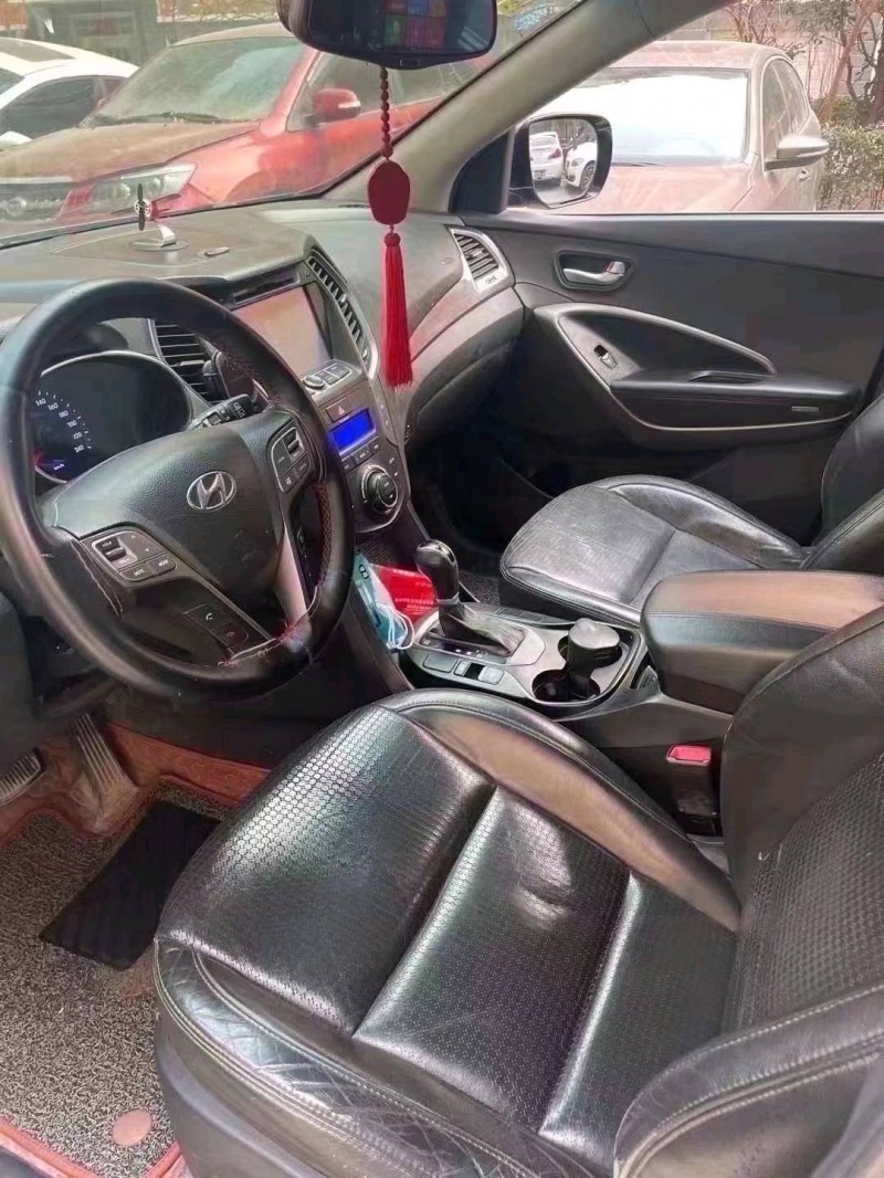 菏泽13年现代新胜达5