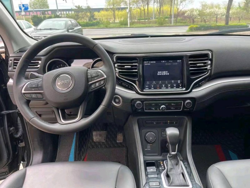 邯郸20年Jeep大切诺基6
