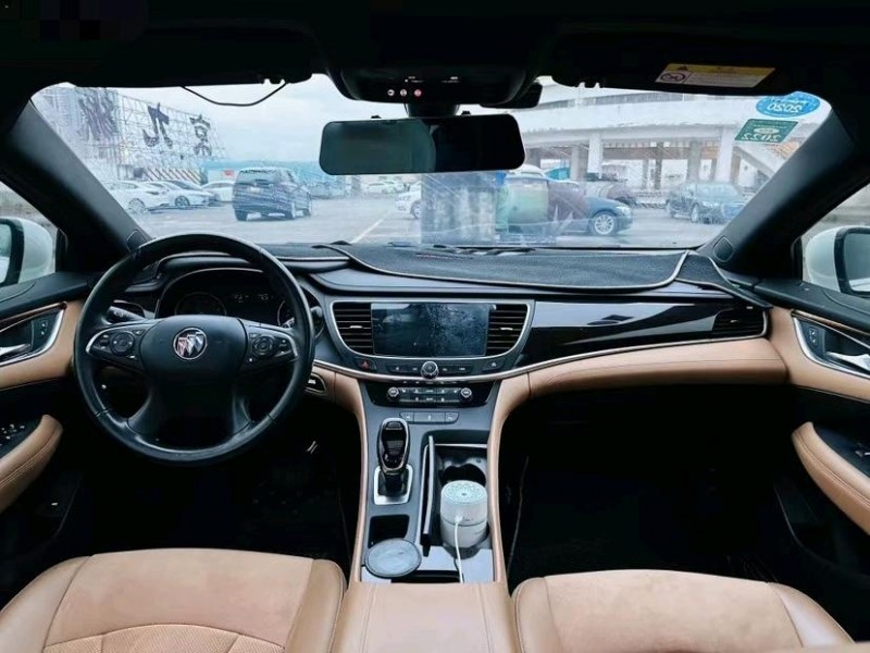 东莞18年别克君越5