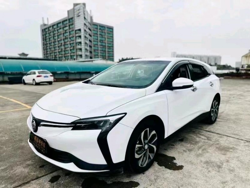 东莞21年别克微蓝2