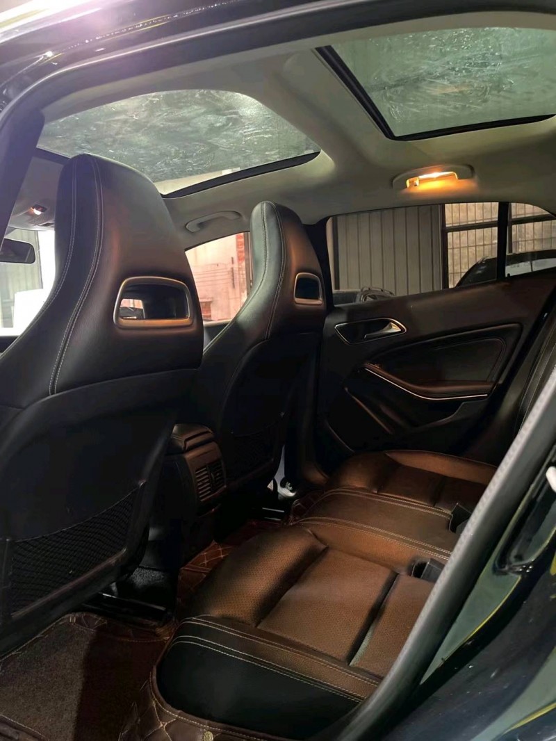 东莞15年奔驰GLA5