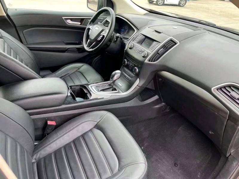 青岛15年福特锐界5