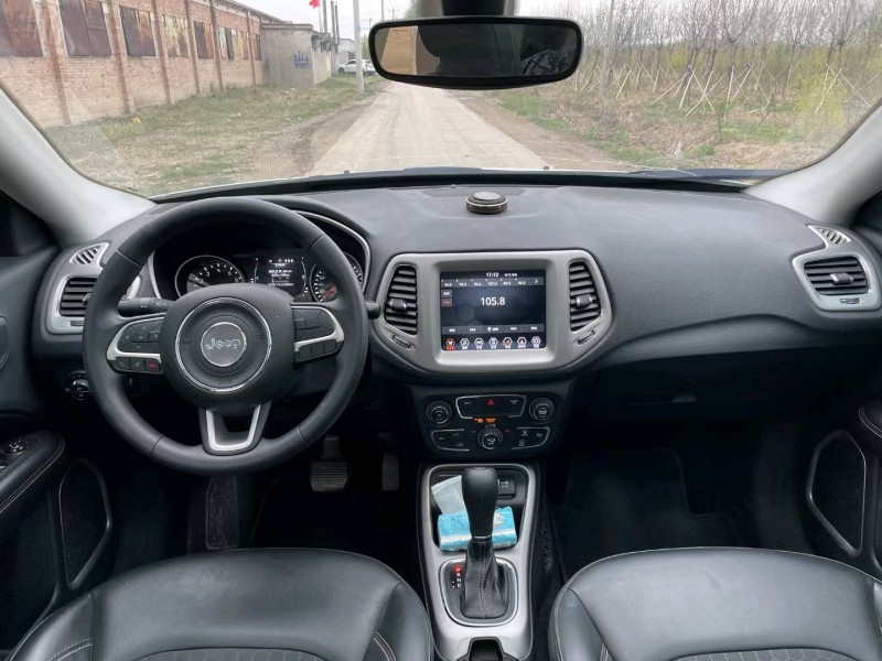 保定20年Jeep指南者6