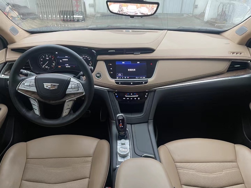 宜昌21年凯迪拉克XT58