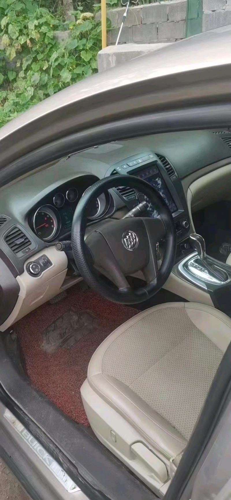 石家庄12年别克君威3