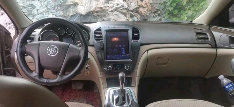 石家庄12年别克君威5