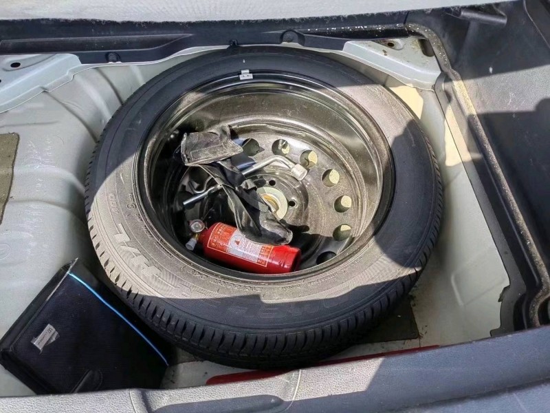 石家庄15年纳智捷优6 SUV6