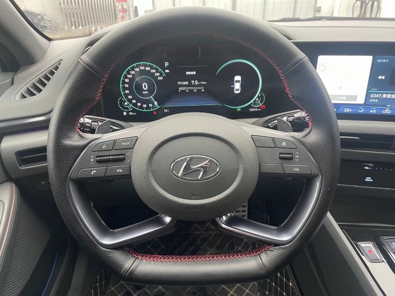 宜昌21年现代索纳塔十8