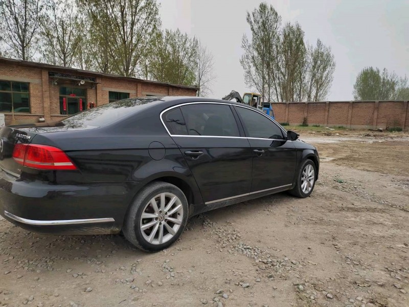 保定13年大众迈腾4