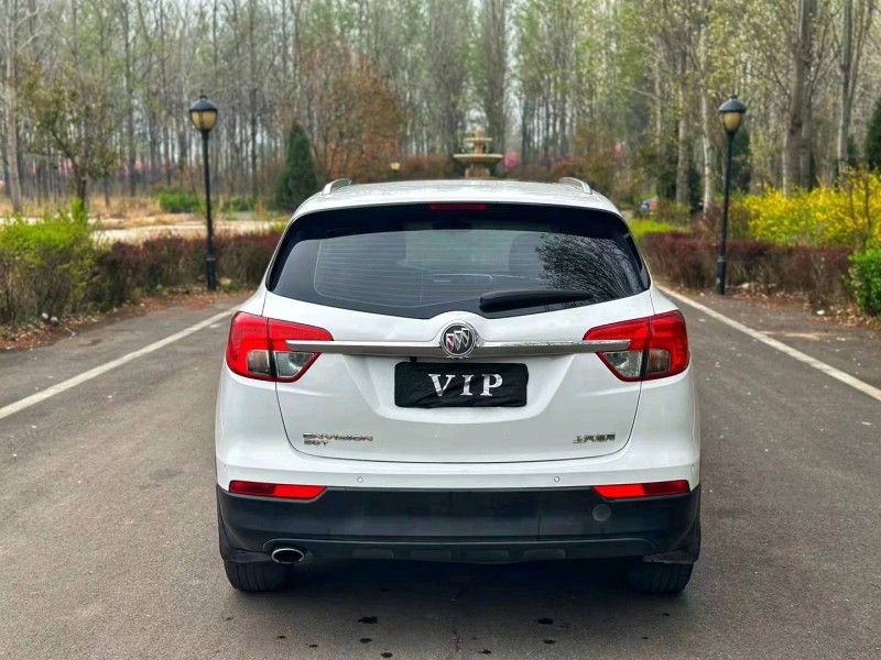 青岛16年别克昂科威6