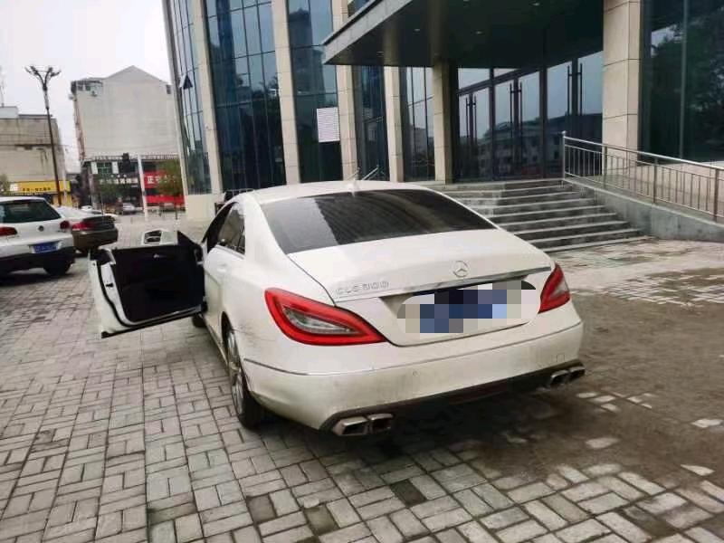 保定14年奔驰CLS5