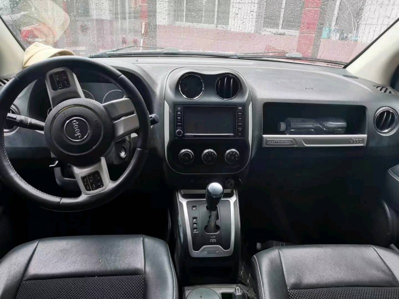 淄博14年Jeep指南者6