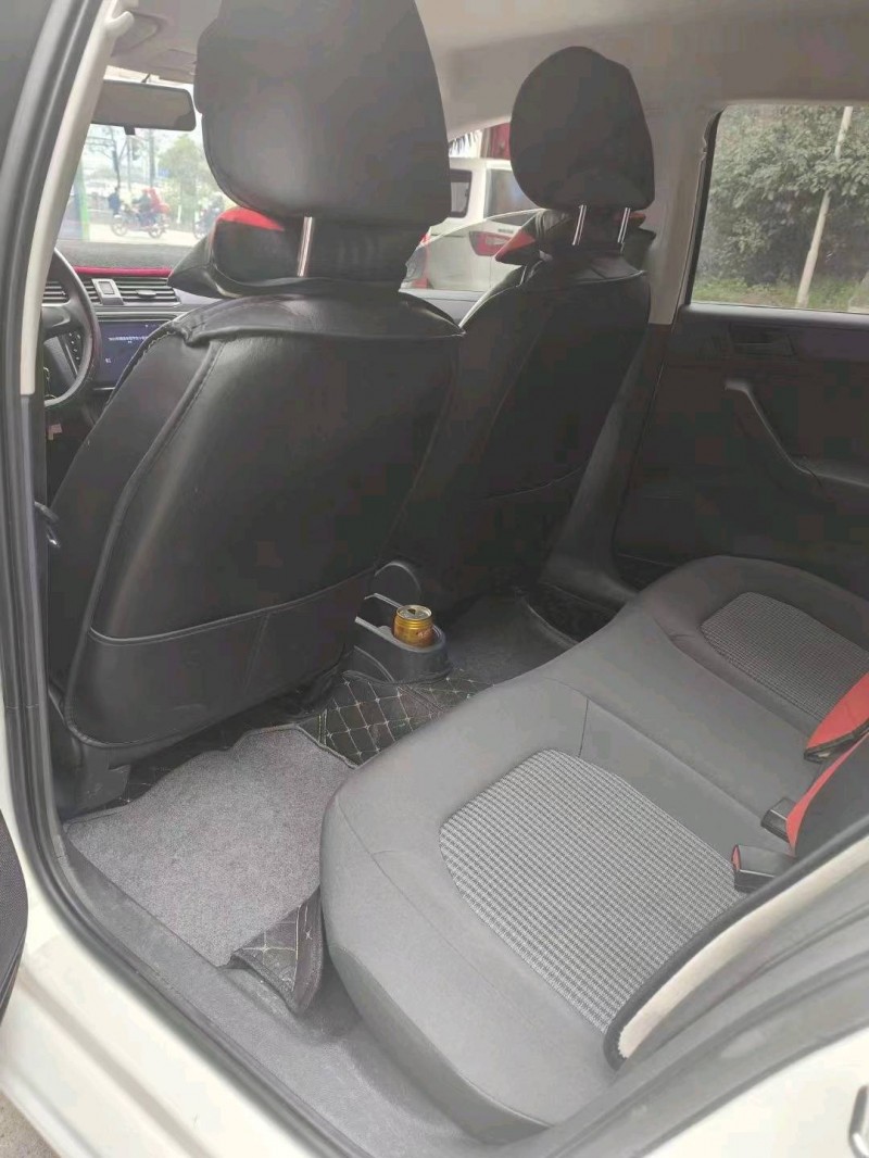 宜昌22年大众桑塔纳6