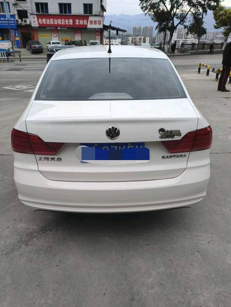 宜昌22年大众桑塔纳9