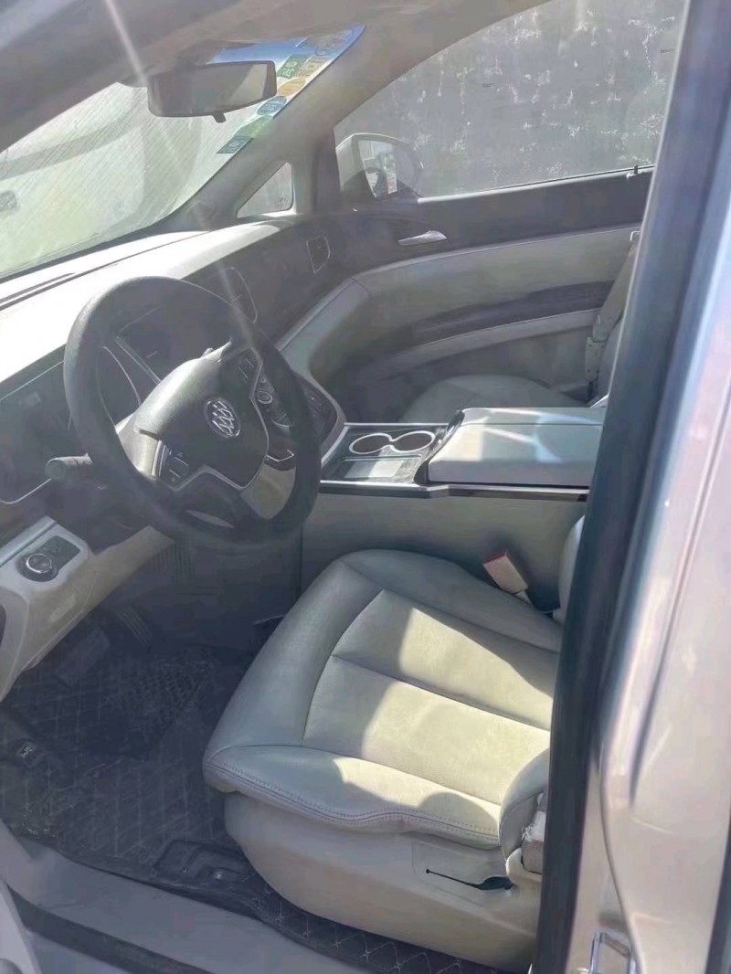 淄博15年别克GL86