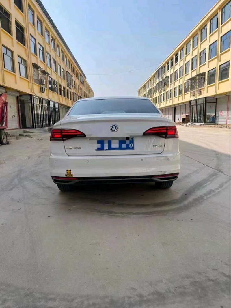 济南19年大众宝来8