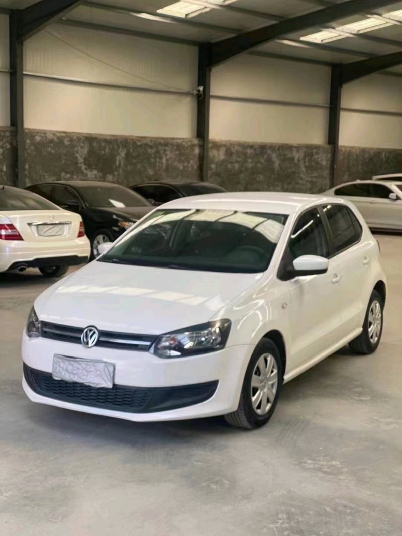 济南13年大众polo2