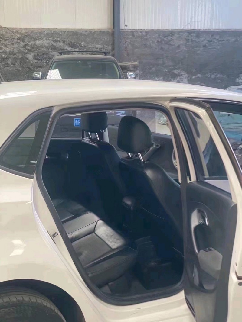 济南13年大众polo5