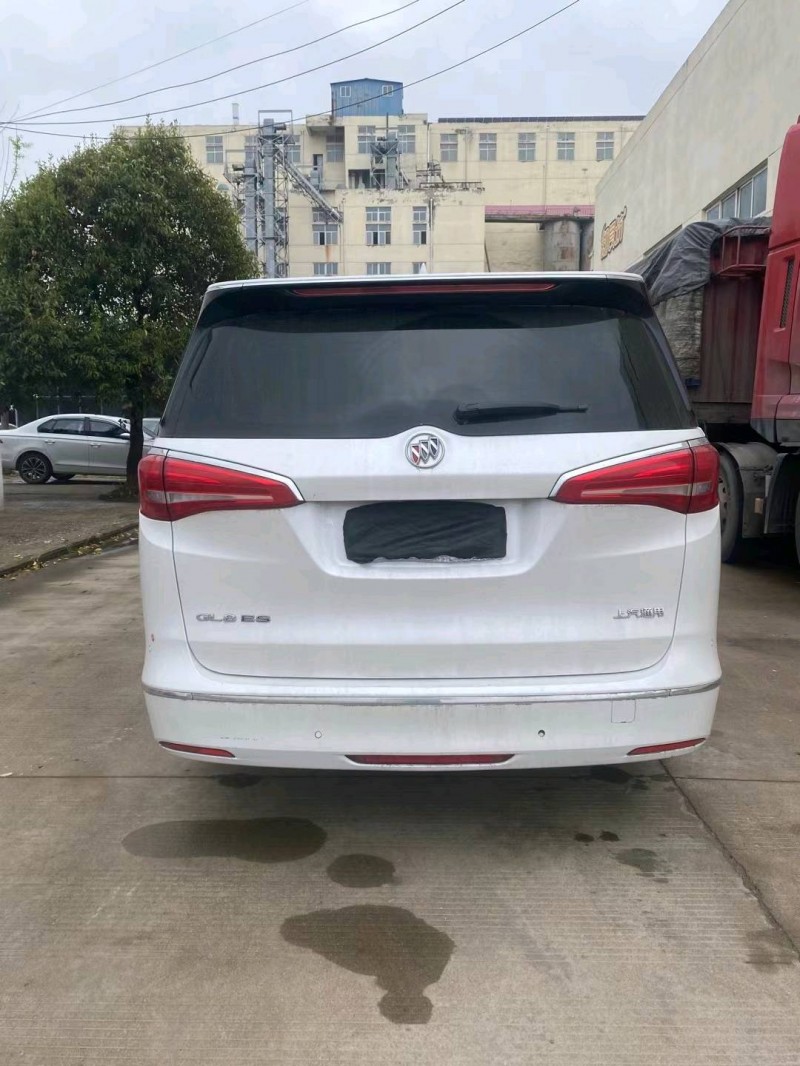 宿迁19年别克GL89