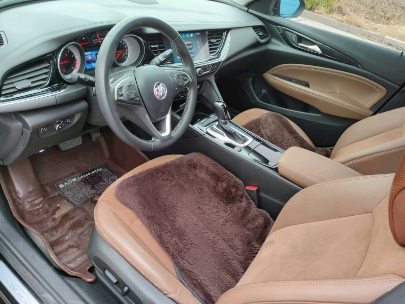 徐州18年别克君威8