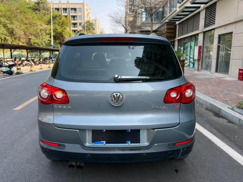 中山11年大众途观5