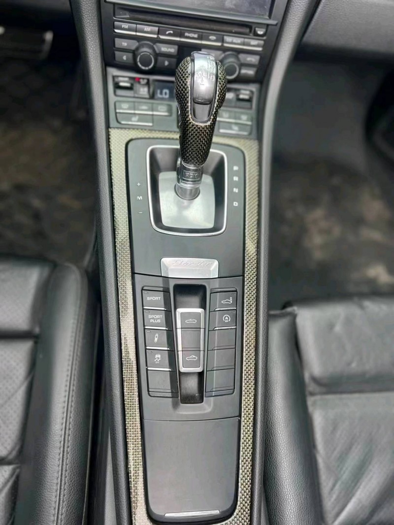 中山15年保时捷Boxster7