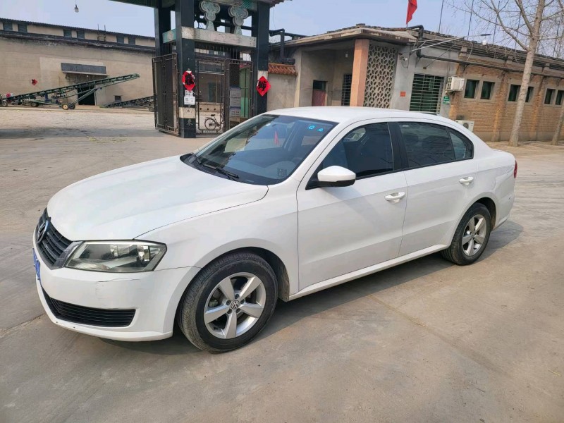 保定16年大众朗逸8