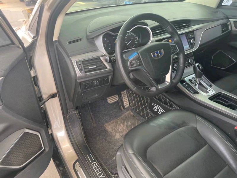 保定17年吉利帝豪GS7