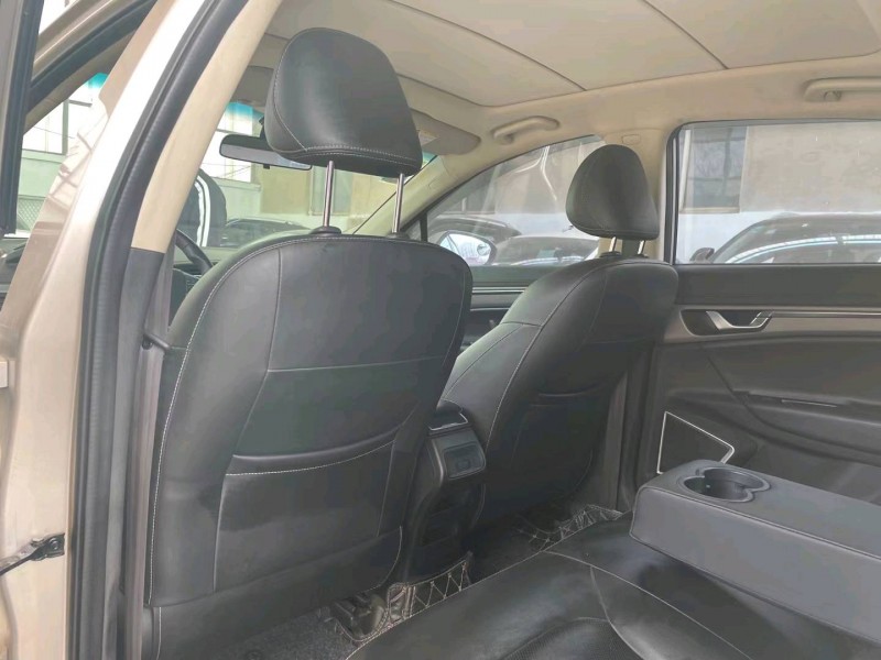 保定17年吉利帝豪GS9