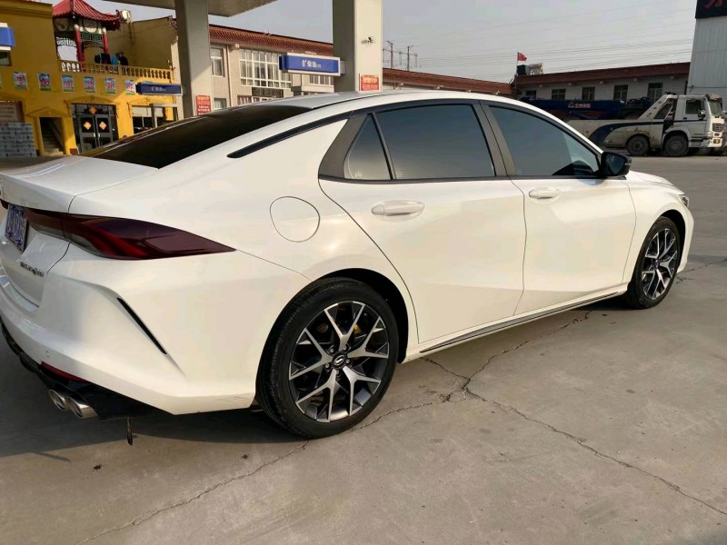 保定21年传祺影豹6