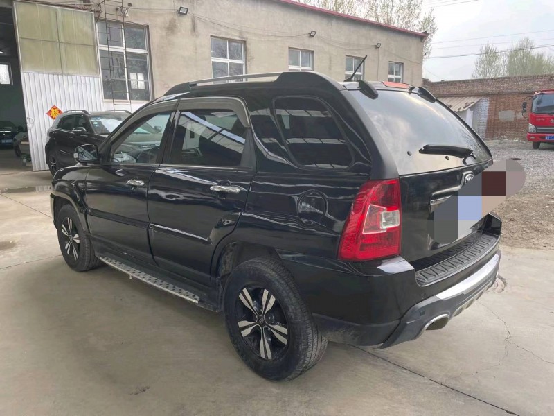 保定13年起亚狮跑3