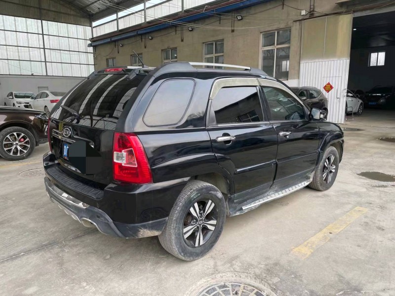 保定13年起亚狮跑4