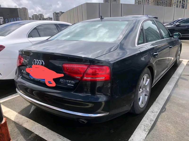 嘉兴11年奥迪A8L2