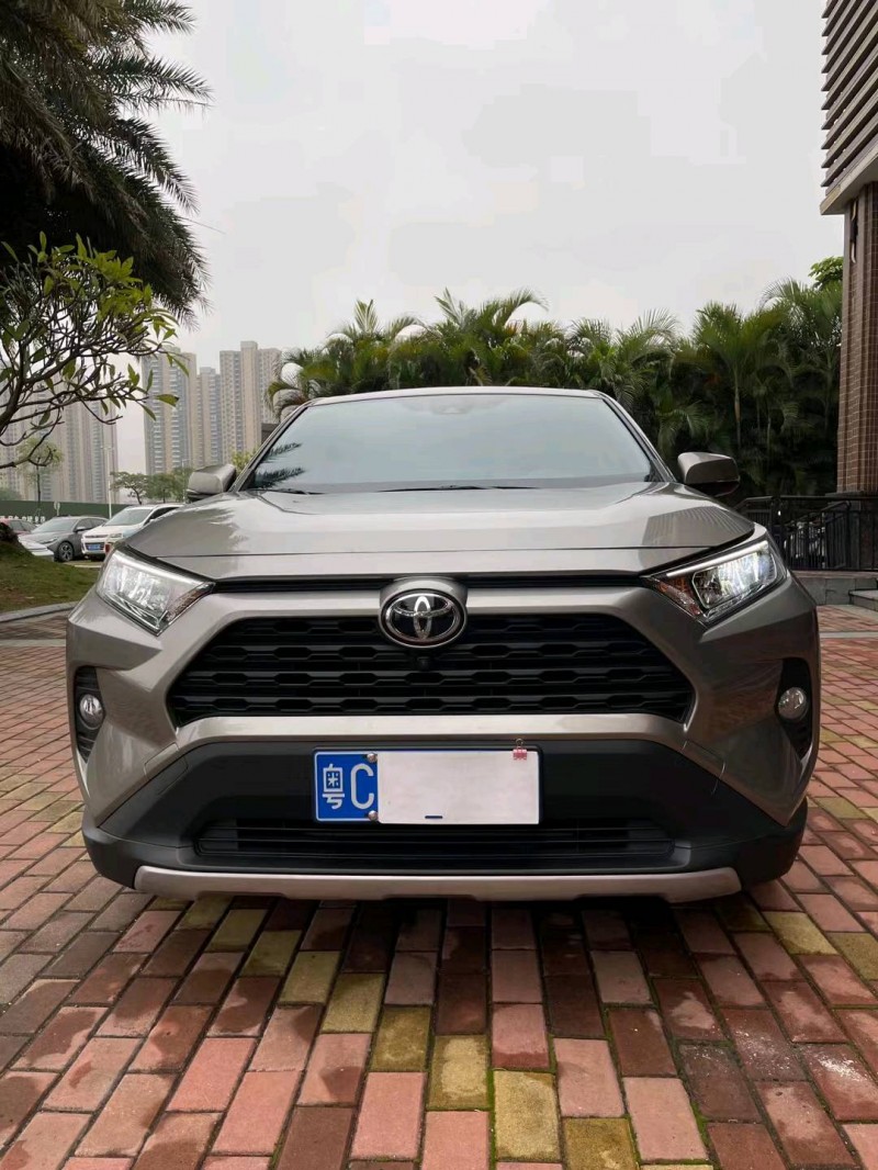 珠海22年丰田RAV41