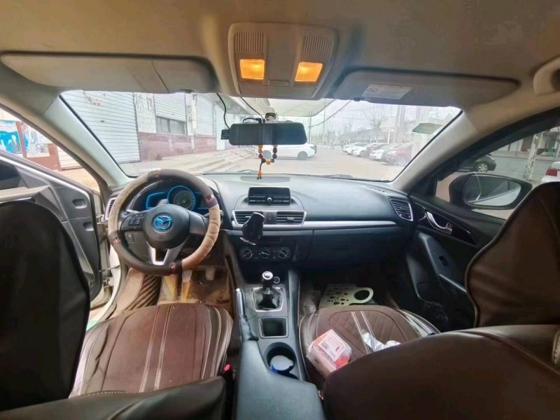 济南15年马自达昂克赛拉2