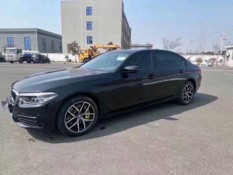 徐州20年宝马5系4