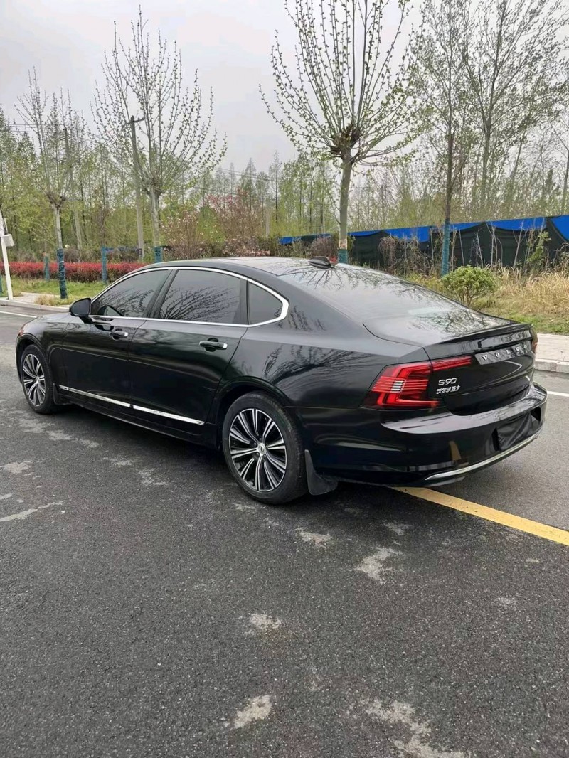 徐州20年沃尔沃S904