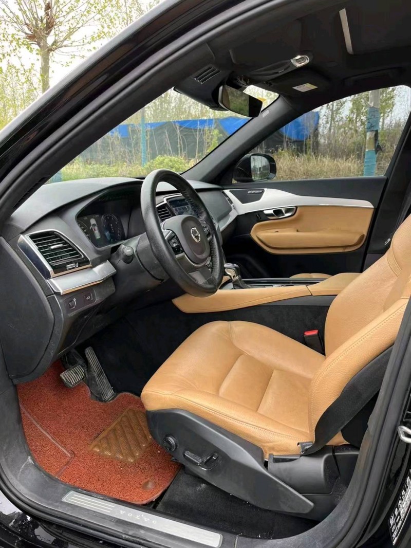 徐州17年沃尔沃XC907