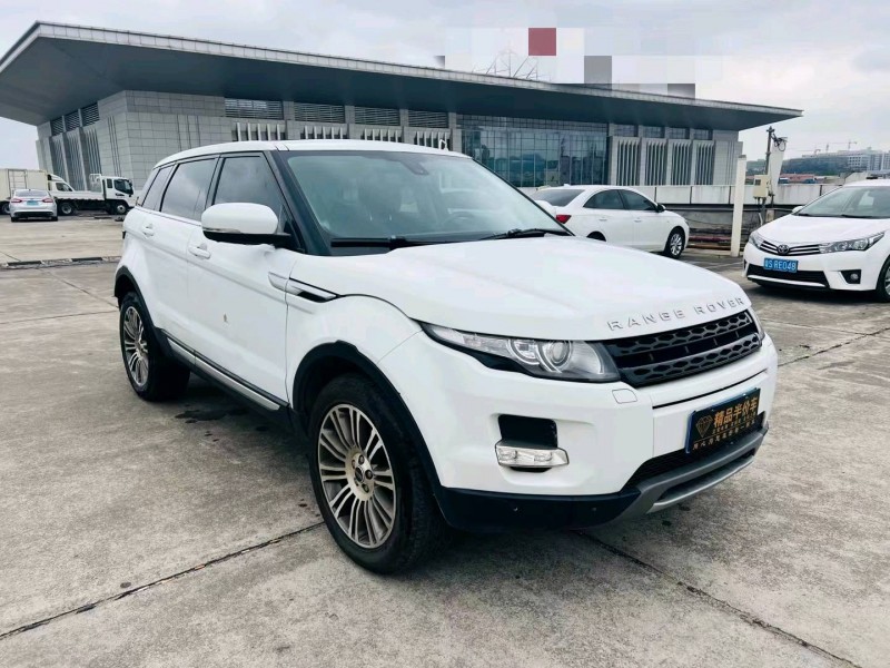 东莞12年路虎极光3