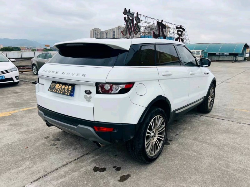 东莞12年路虎极光8