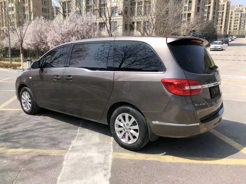 枣庄17年别克GL85