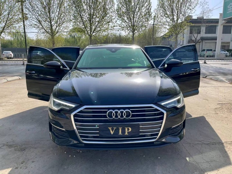 济宁21年奥迪A6L8