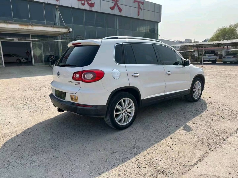 济南12年大众途观5