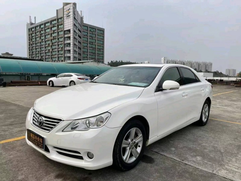 东莞12年丰田锐志2