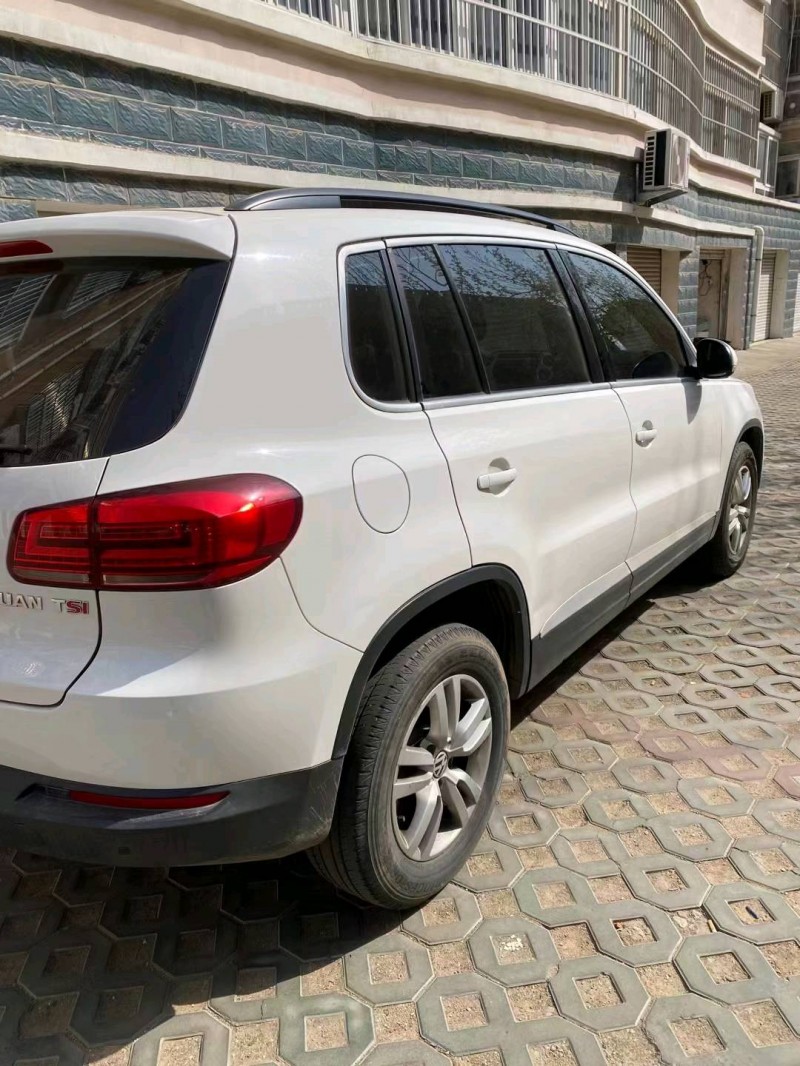 济南16年大众途观3