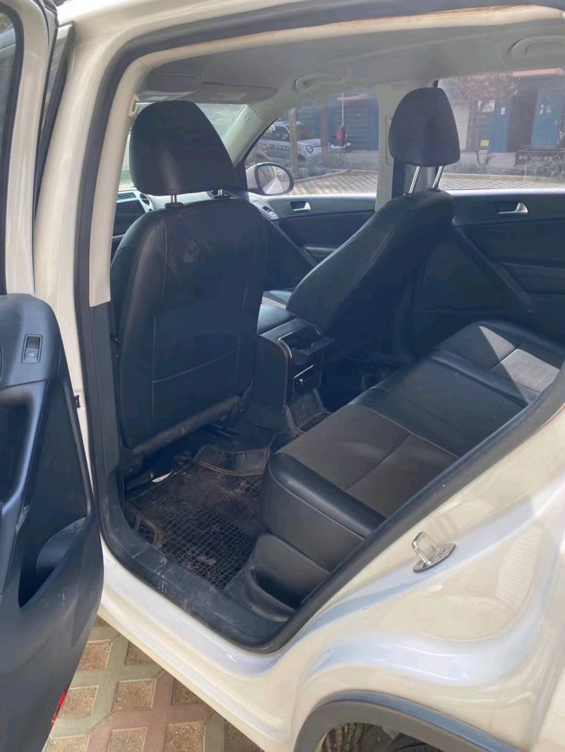 济南16年大众途观7