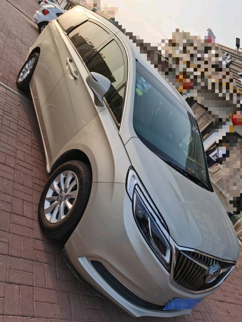 临沂20年别克GL82